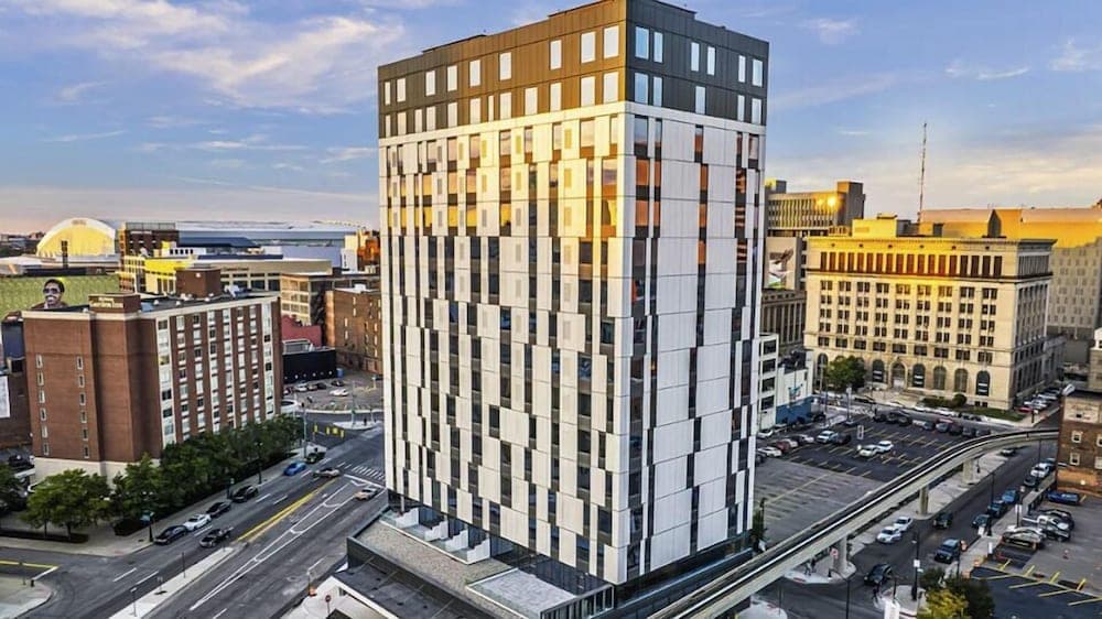 Downtown Detroit Apartments by Landing