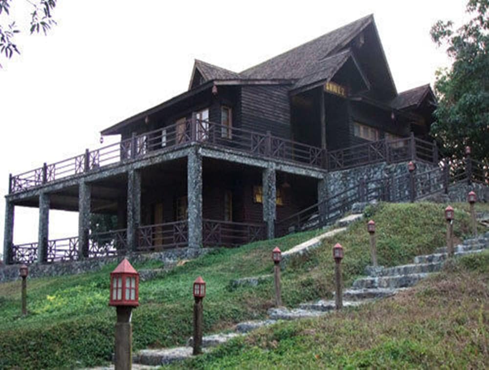 3-Bedroom Seaview Villa at Surin Beach