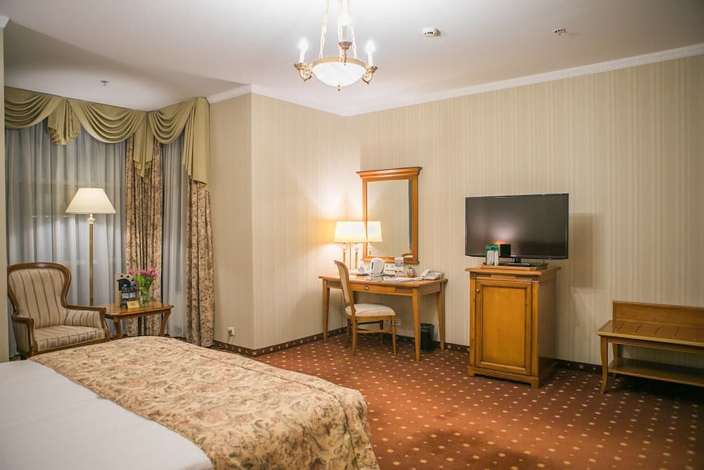 Grand Hotel Emerald