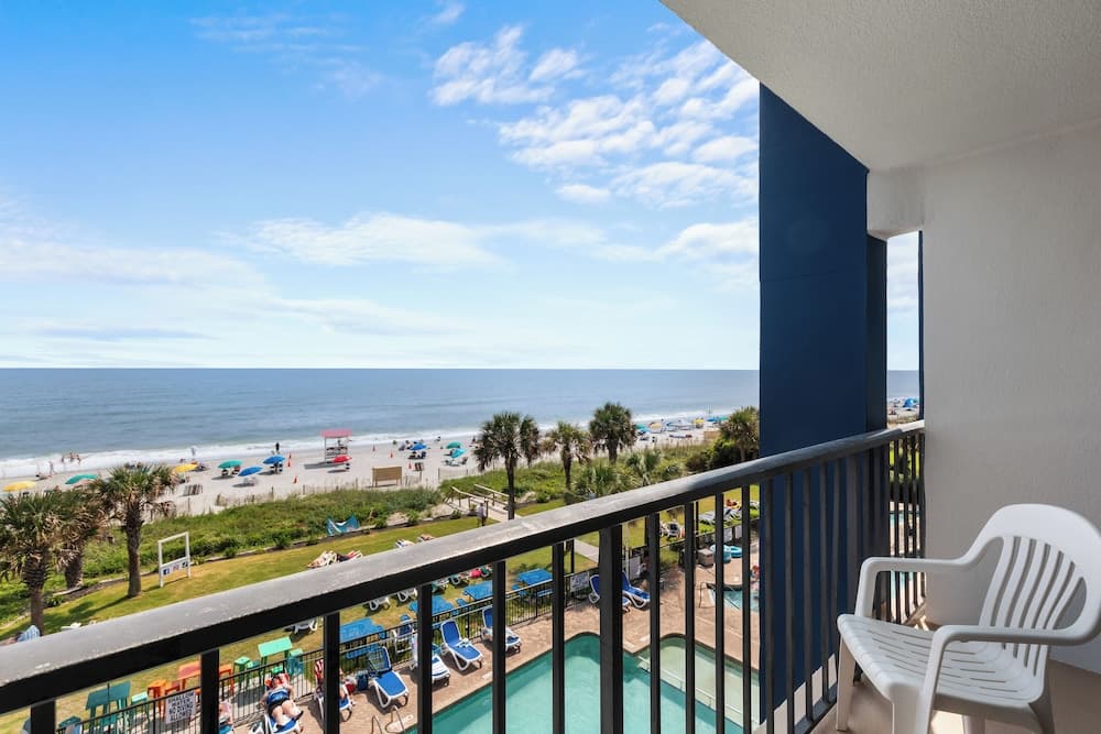 Grande Shores Ocean Resort