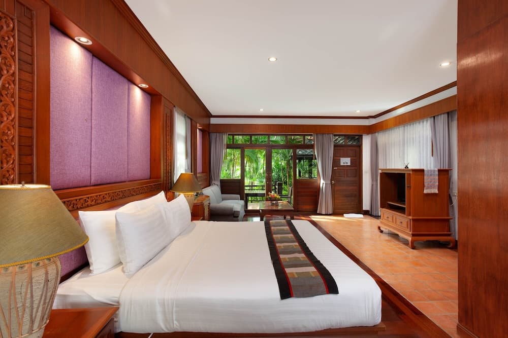 The Hotspring Beach Resort & Spa