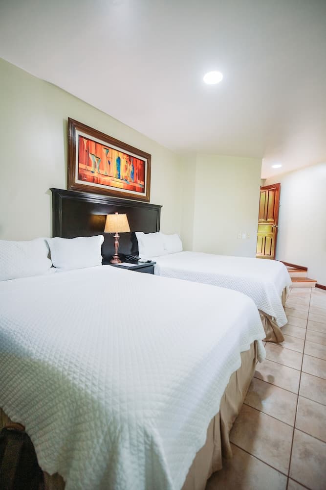 Papagayo Golden Palms Beachfront Hotel