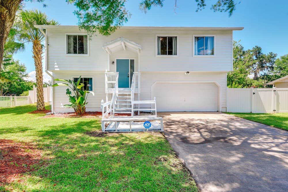 Walk to Marina: Home w/ Pool in Palmetto