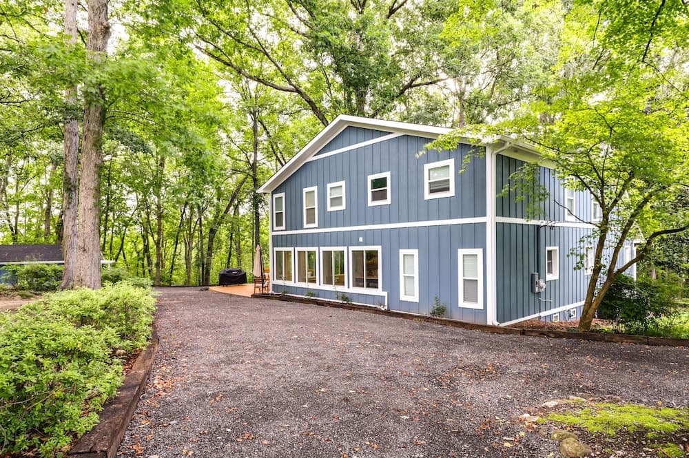 Blythewood Modern Cottage Retreat: Deck & Grill!