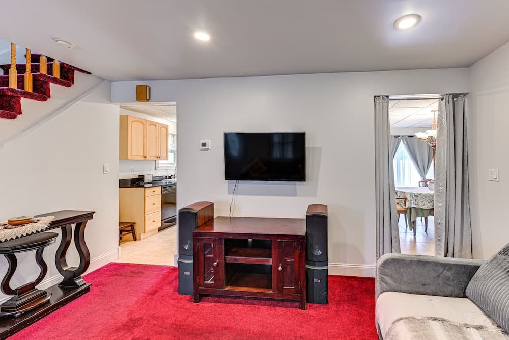 New York Escape Near Times Square & Central Park!