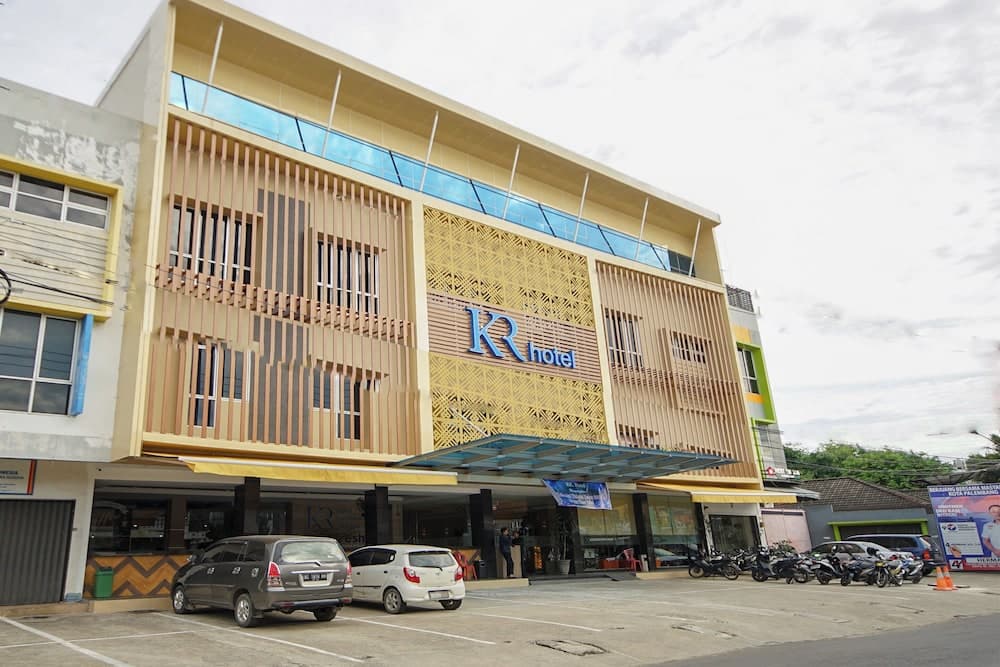Townhouse Oak Palembang near Palembang Golf Club formerly KR Hotel