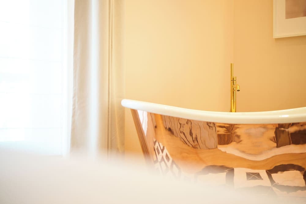 Les Bains De Spa