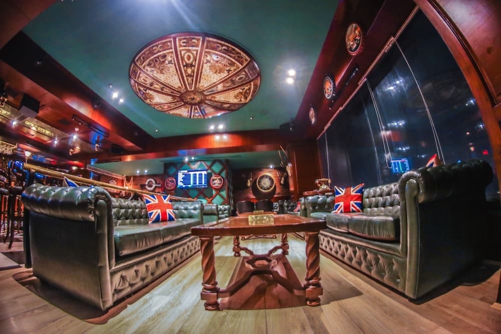 lounge