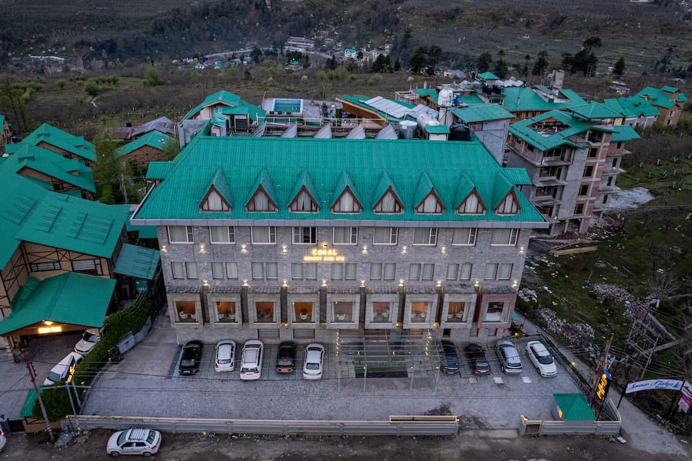 Coral Resort and Spa Centrally Heated Mountain Side Resort Manali
