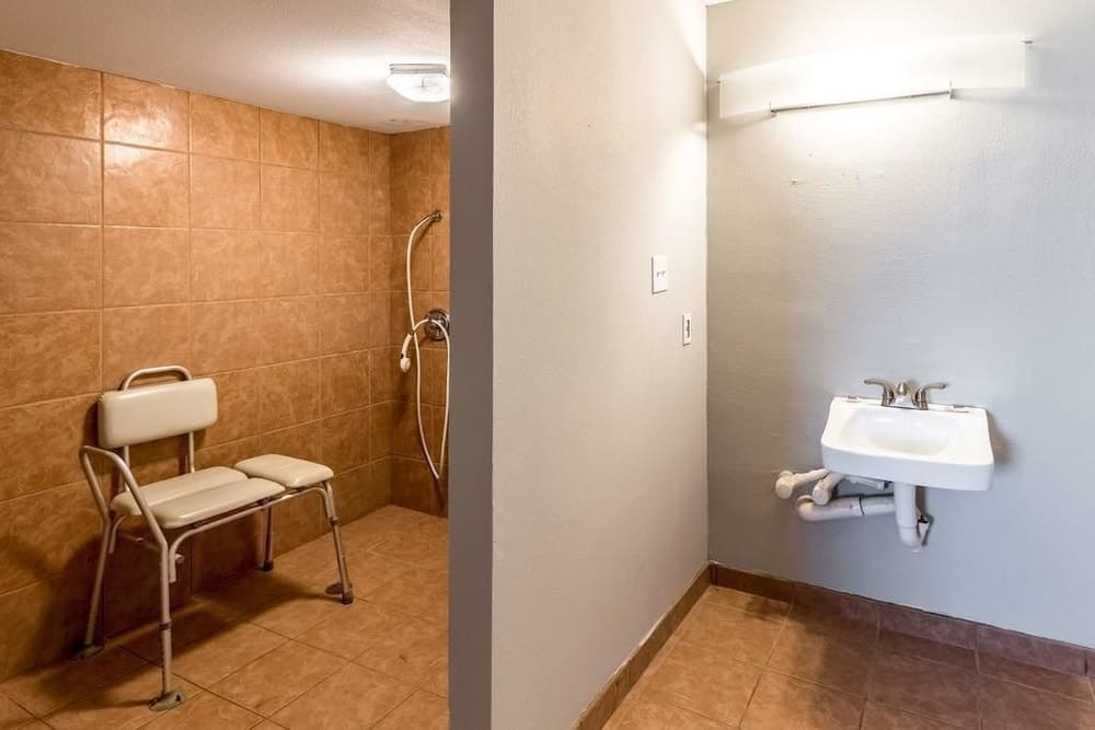 Econo Lodge Mineral Wells