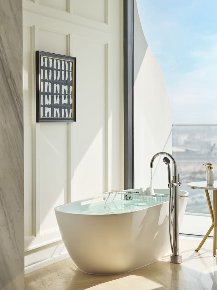 The Lana - Dorchester Collection