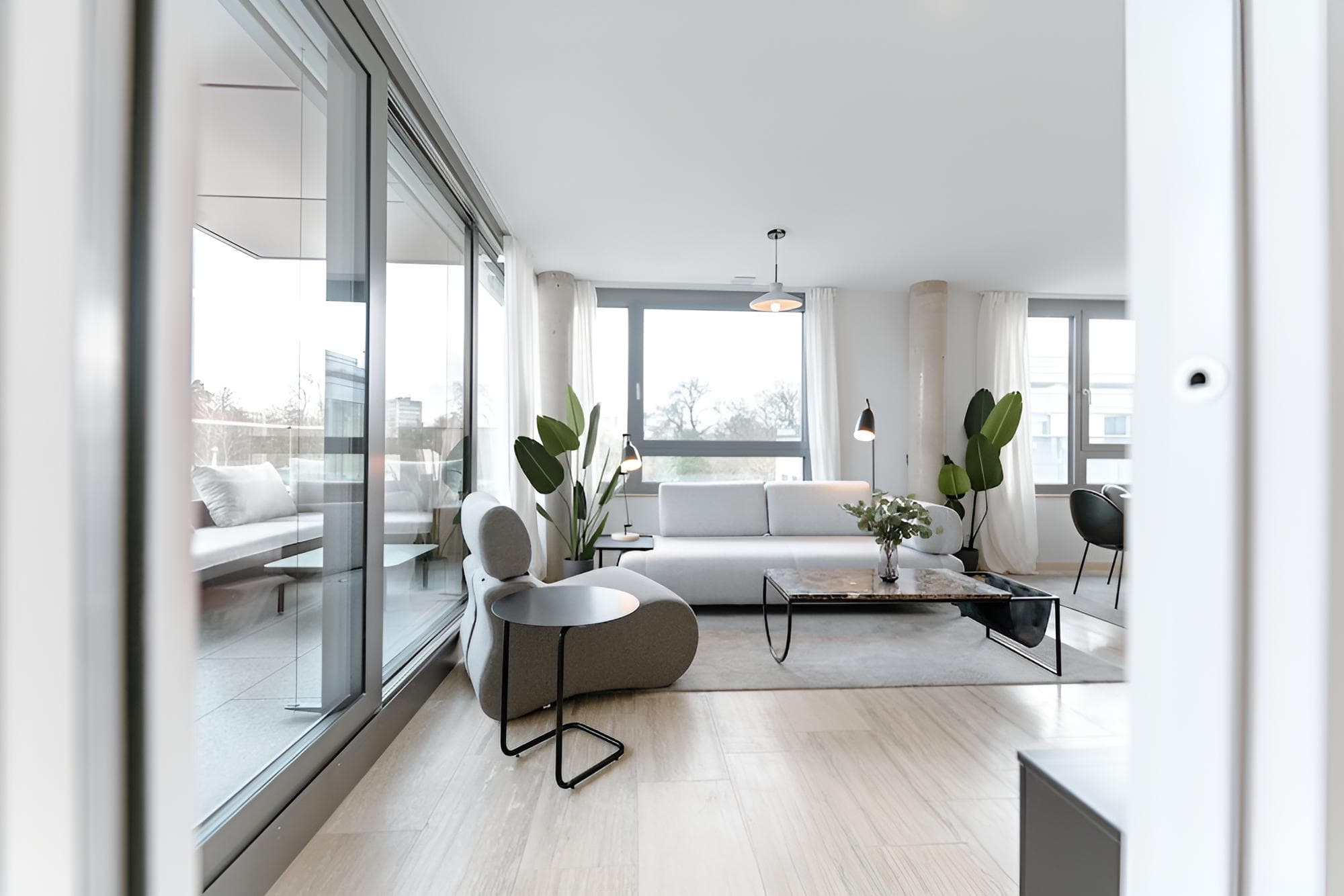 Pristine 2BR Apt in Ville Haute District