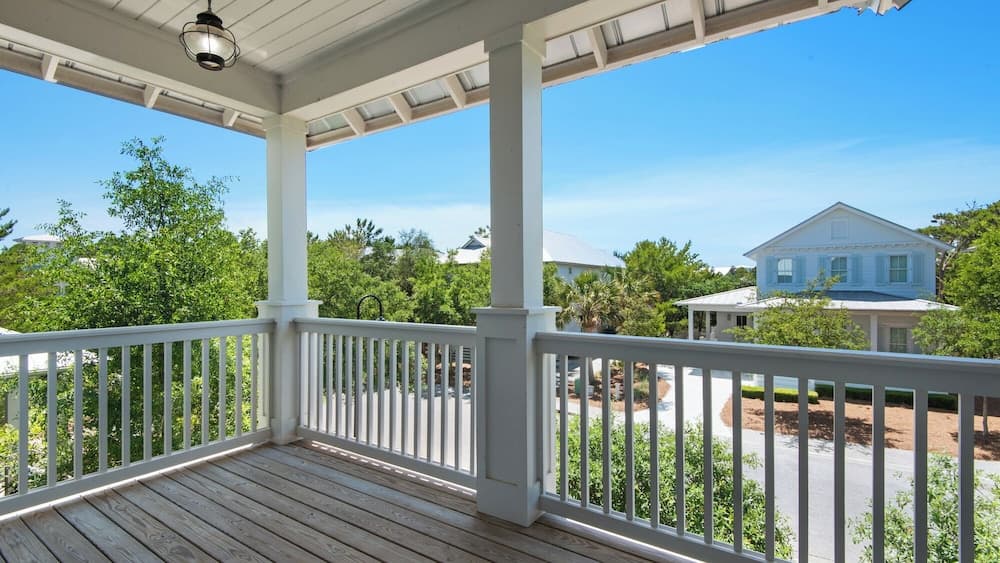 3br/2.5ba, Sleeps 8, Private Beach Access!