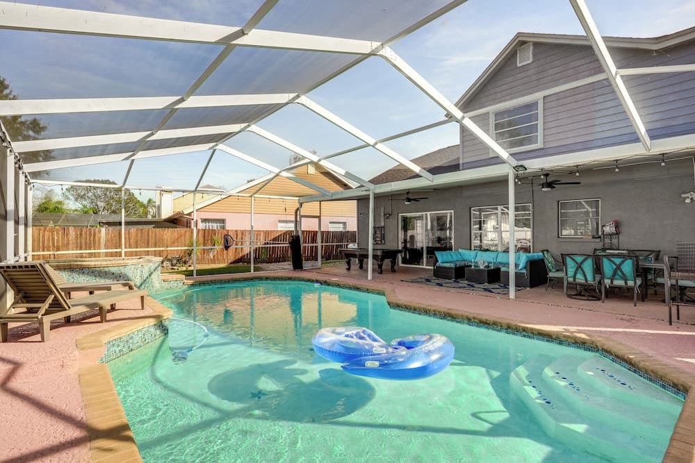 3 Mi to Marina: Riverview Family Home w/ Lanai!