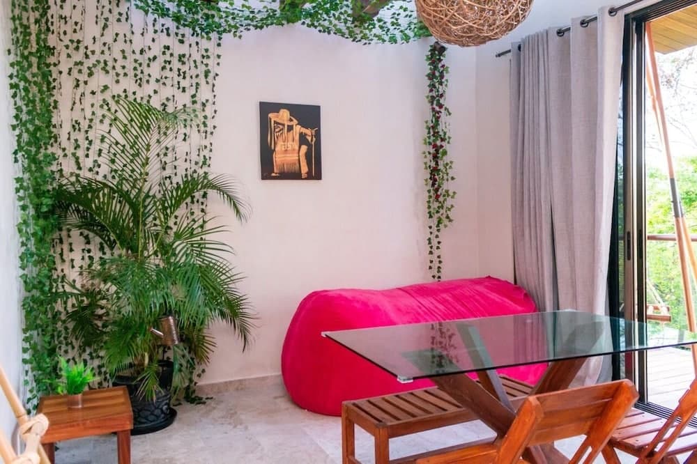 Santuario Apartments