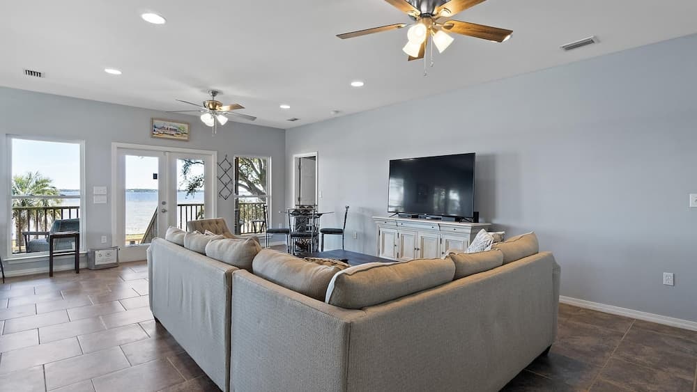 Flip Flop Bay House by Southern Vacation Rentals