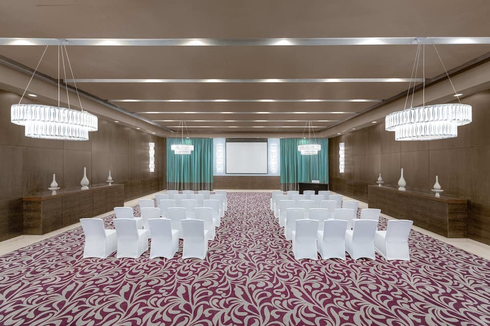 meeting & event spaces