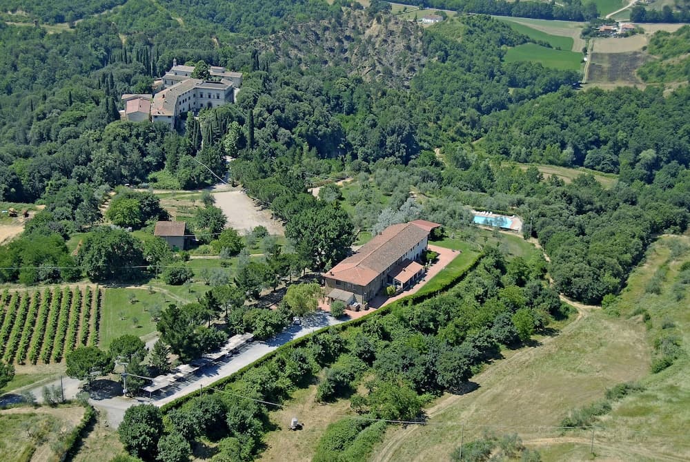 Agriturismo Antico Borgo Poggitazzi