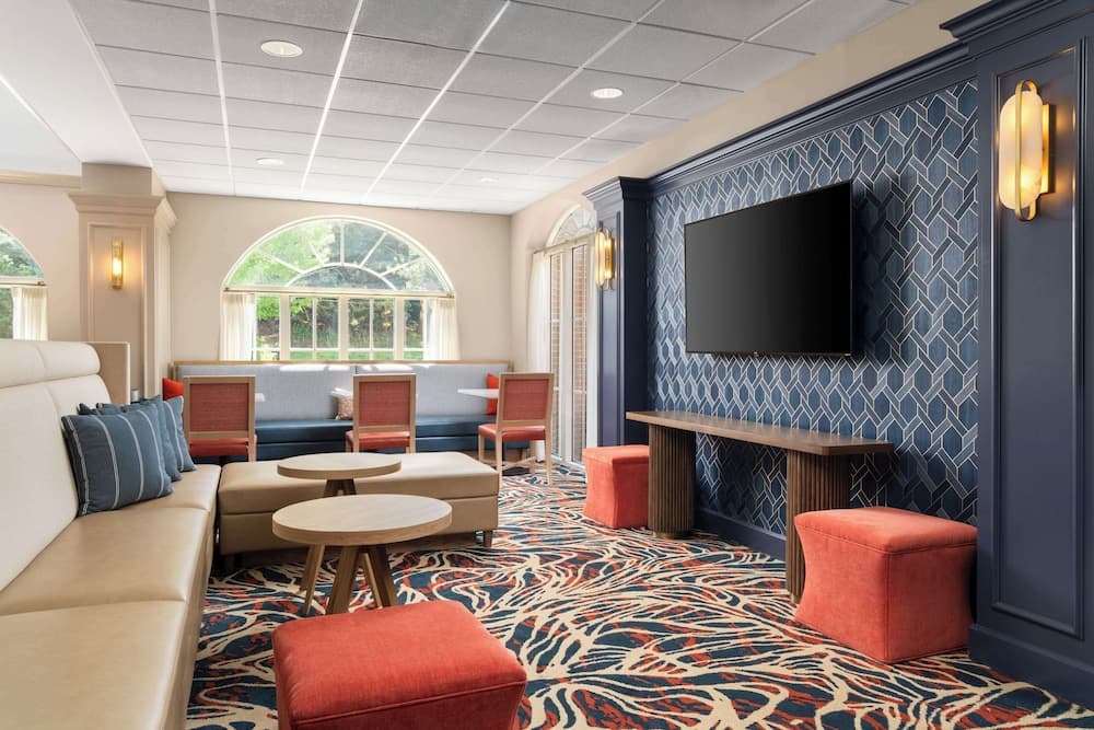 Hampton Inn & Suites Newport/Middletown