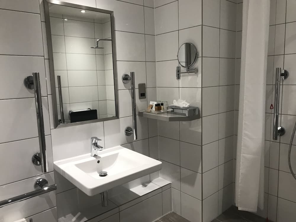 Holiday Inn London - Shepperton by IHG