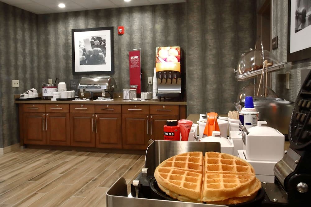 Hampton Inn & Suites Baltimore/Aberdeen