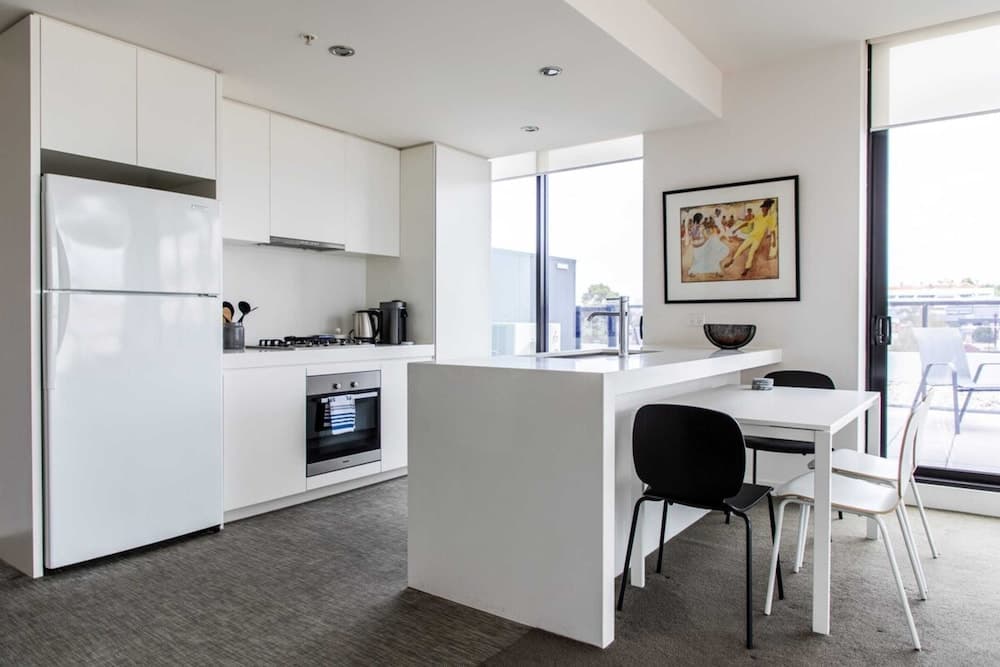 Stylish 1 Bedroom Apartment in Bustling Richmond