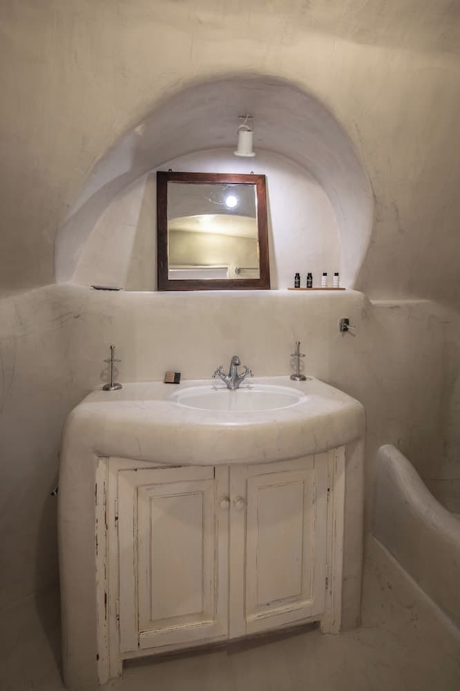 Astrea Suites