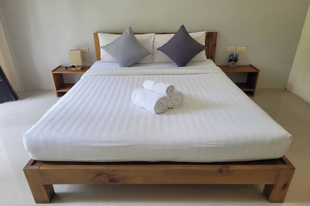 Snooze Inn Phuket