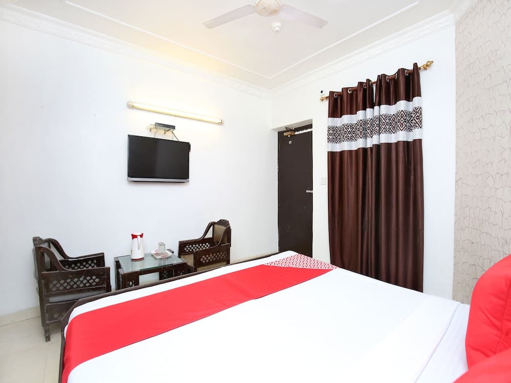 OYO 3933 Hotel City Heart 18