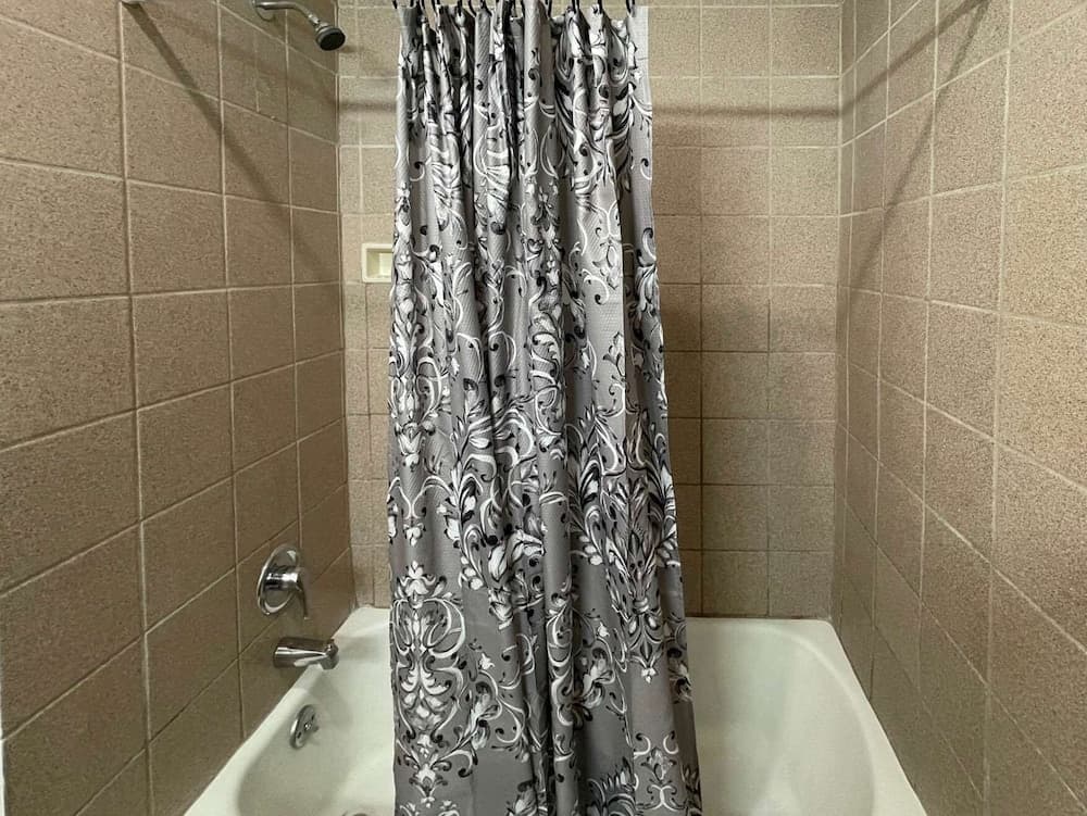 Motel 6 Richmond, CA – Civic Center