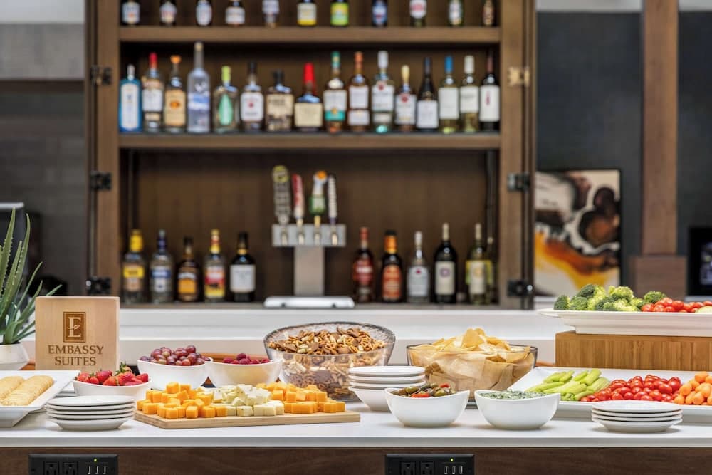 Embassy Suites by Hilton Kansas City Overland Park