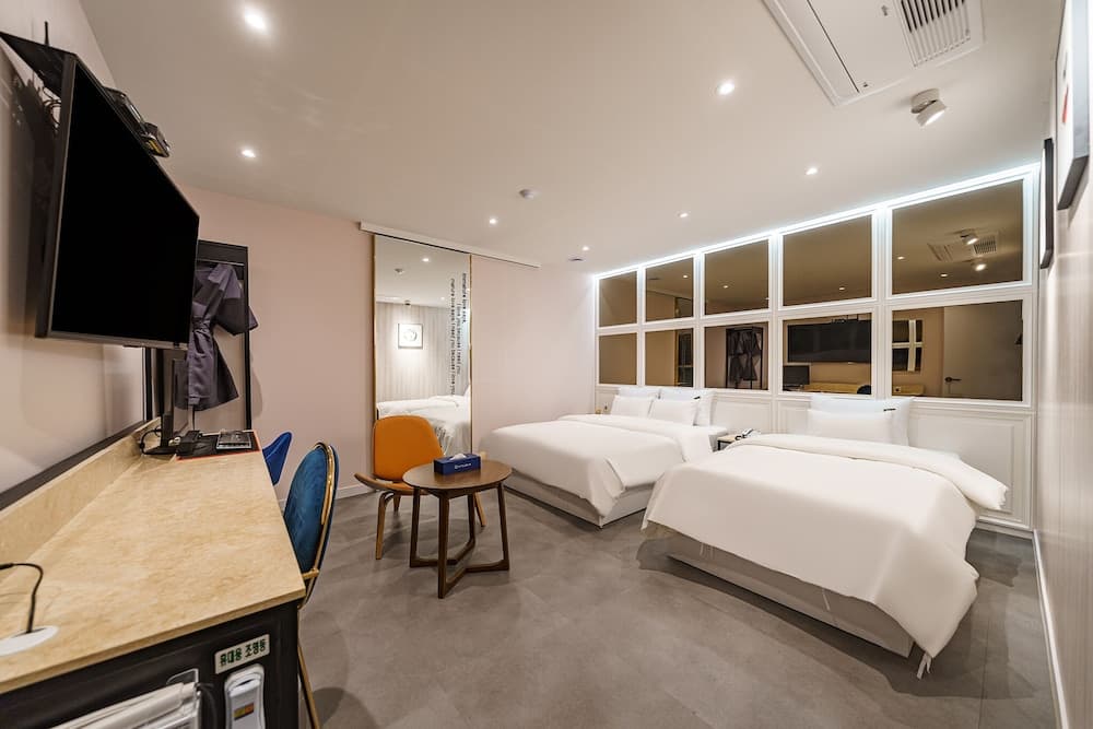 Hotel Millennium