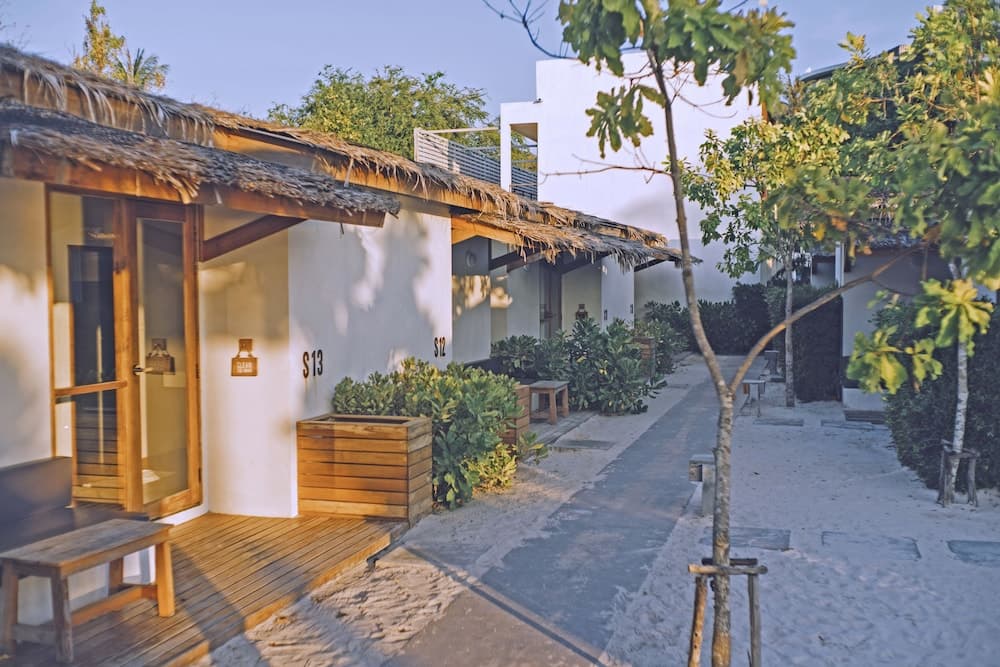 Escape Beach Resort