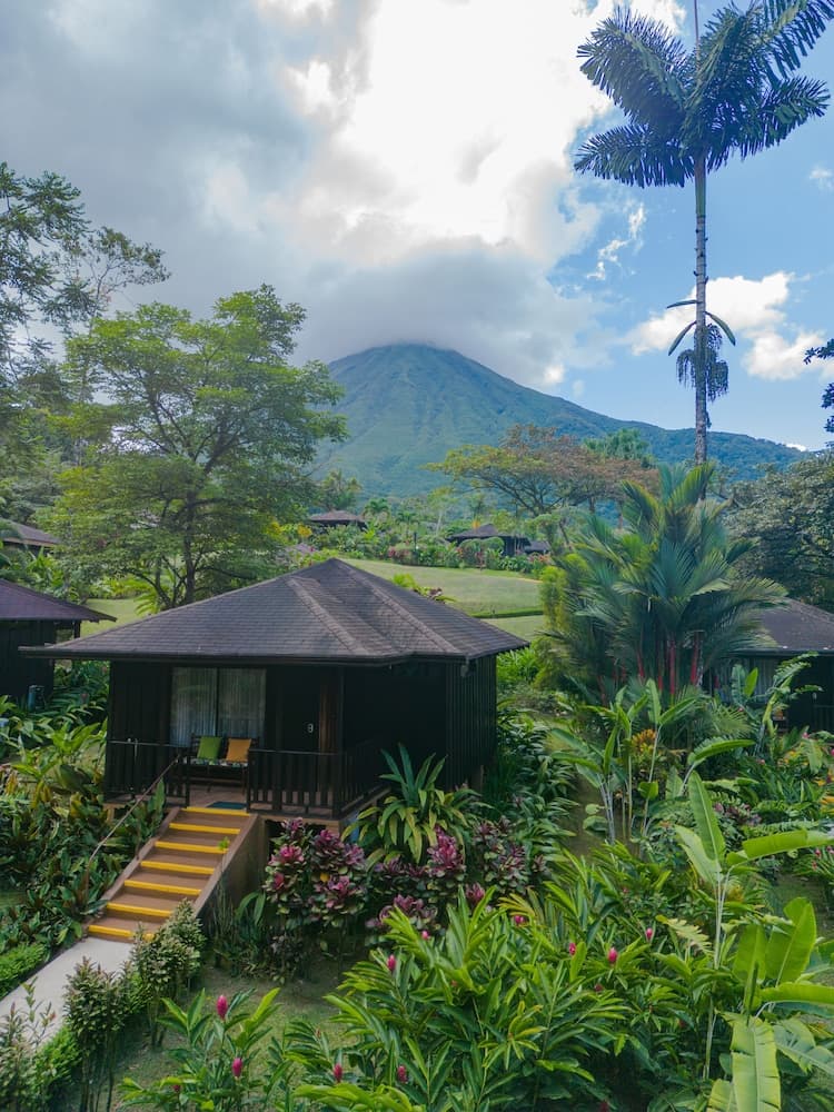 Hotel Lomas del Volcán