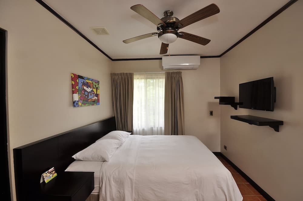 Hotel Colono Beach