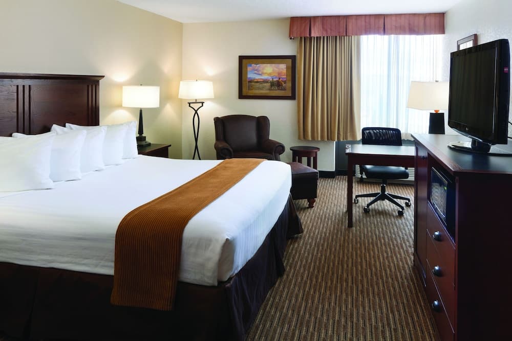 Ramkota Hotel & Conference Center