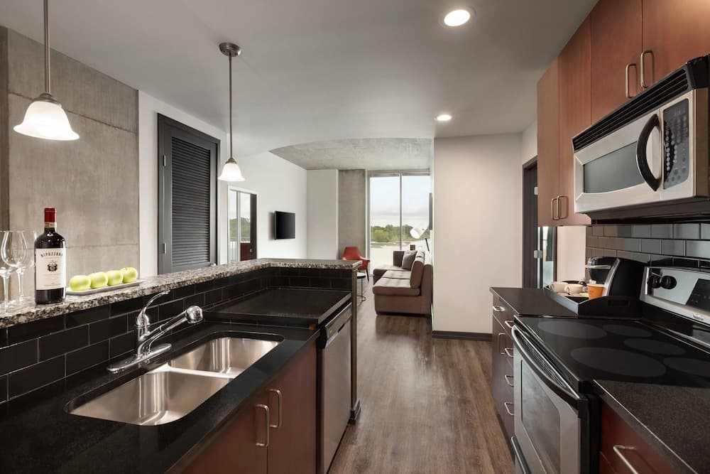 Twelve Midtown, Autograph Collection