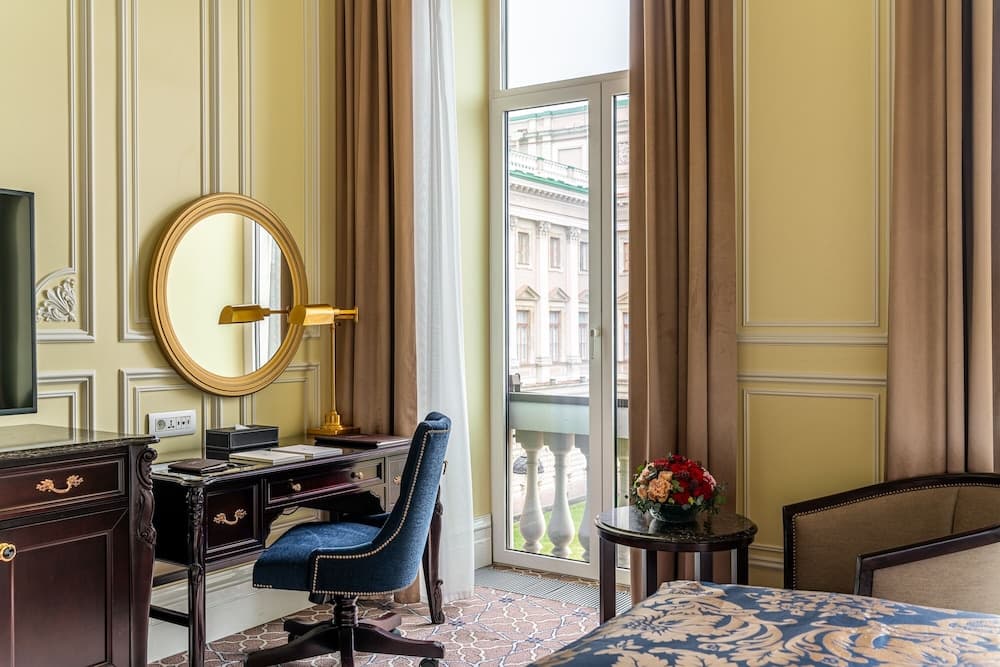 Lotte Hotel St.Petersburg
