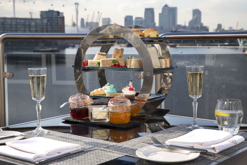 Sunborn London