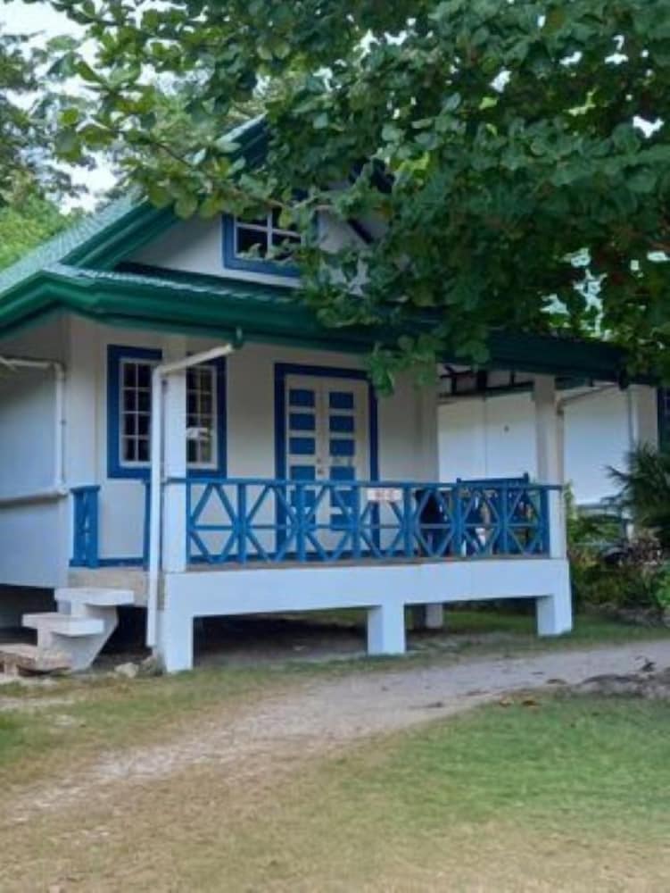 Zhang Resort and Dive Center OPC