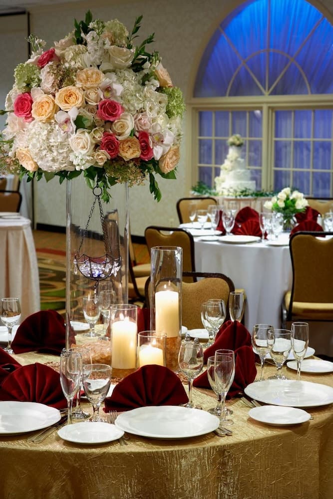 Clinton Inn Hotel & Event Center