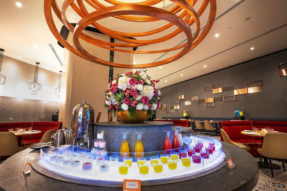 M World Hotel