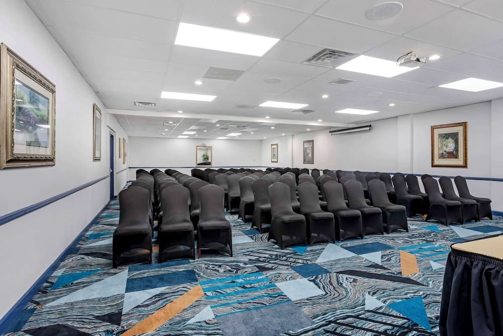 Best Western Rutgers University Hotel