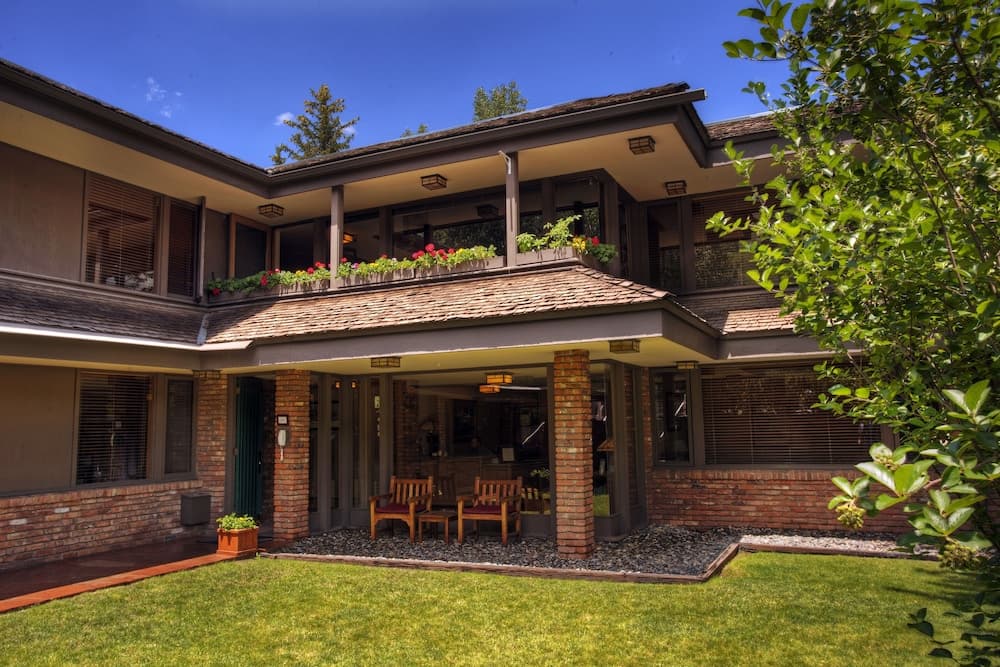 Hearthstone House
