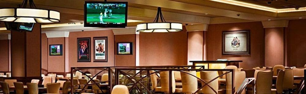 Hollywood Casino & Hotel