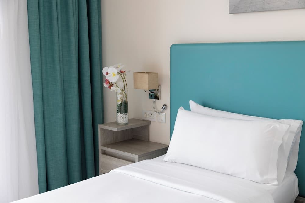 Riviera Spa Resort – Adults Only