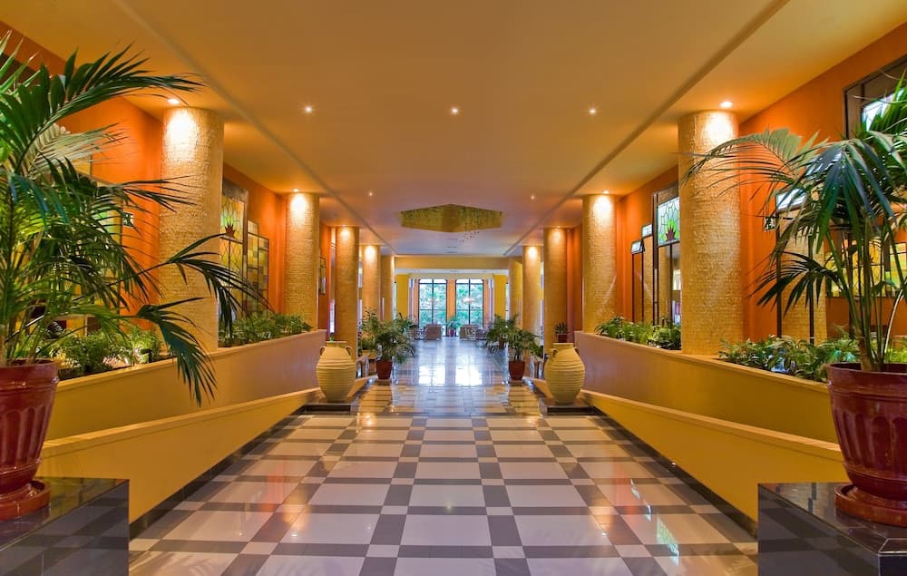Playacanela Hotel