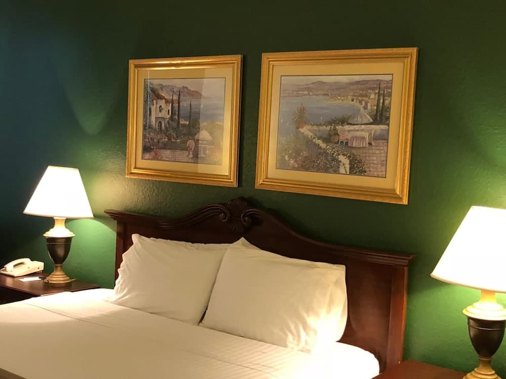 Ruskin Inn Hotel