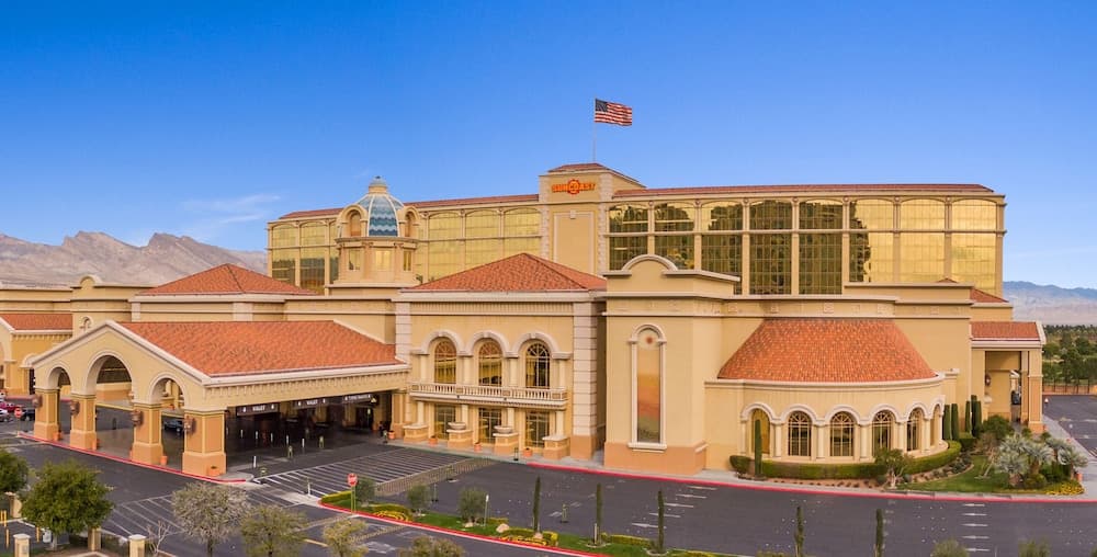 Suncoast Hotel and Casino