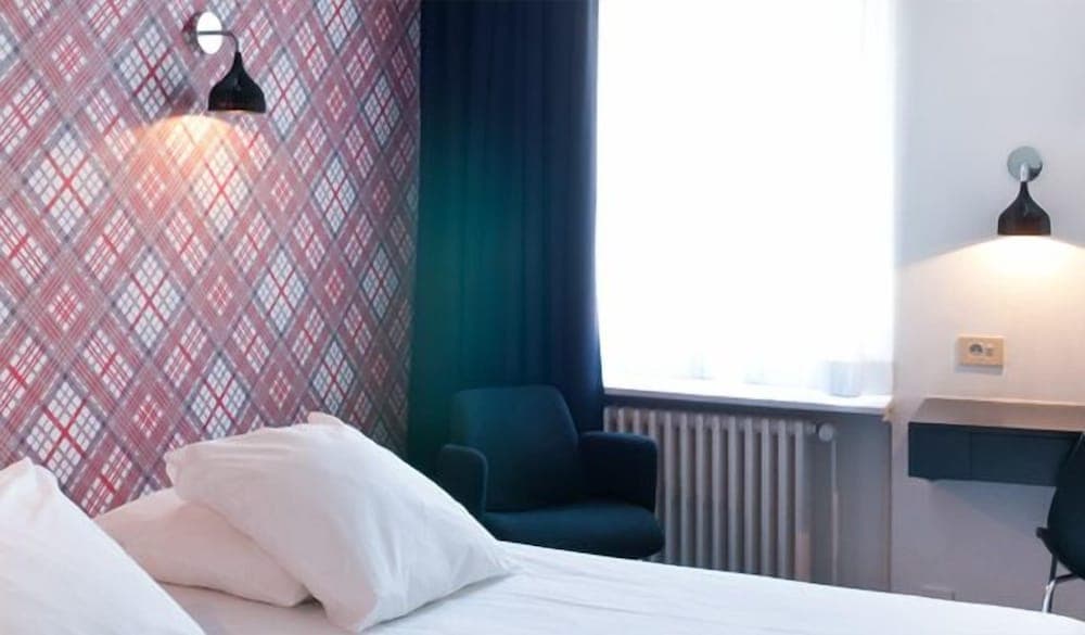 Queen Anne Hotel